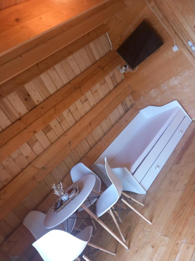 Le Studio Du Pressoir Gisay المظهر الخارجي الصورة
